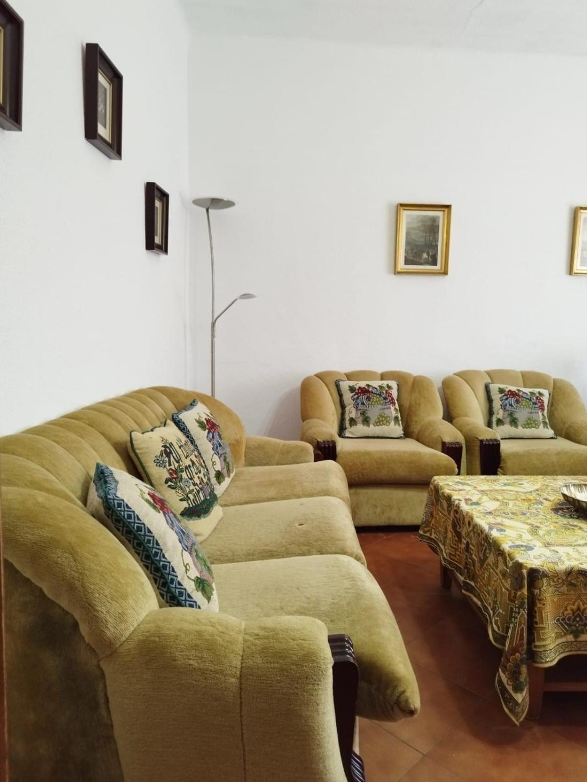 At La Vinuela Apartment *